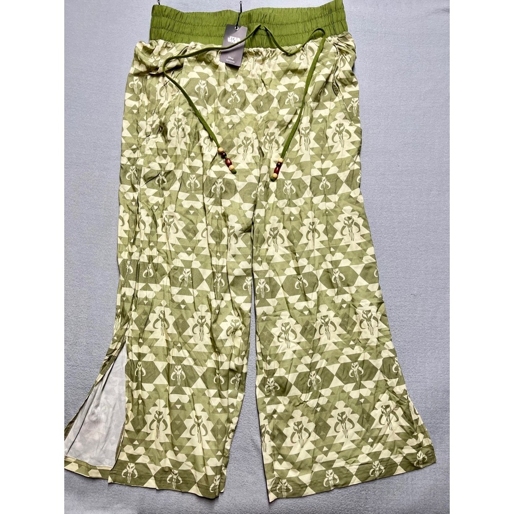 NWT Star Wars Mandalorian Mythosaur Wide Leg Culotte Pants XXL  Rayon 3 Pocket